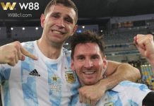 MARTINEZ: “NGAY CẢ TỔNG THỐNG CŨNG IM LẶNG KHI MESSI NÓI”