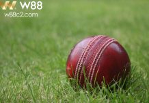 BRIAN LARA THAM GIA NHÓM BÌNH LUẬN VIÊN CRICKET CỦA TRIPLE M