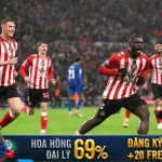 SUNDERLAND ĐÃ KHIẾN STADIUM OF LIGHT TRỞ THÀNH PHÁO ĐÀI BẤT KHẢ XÂM PHẠM